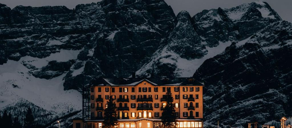 O Iluminado: o verdadeiro horror é a sombra que Jack Torrance nunca enfrentou